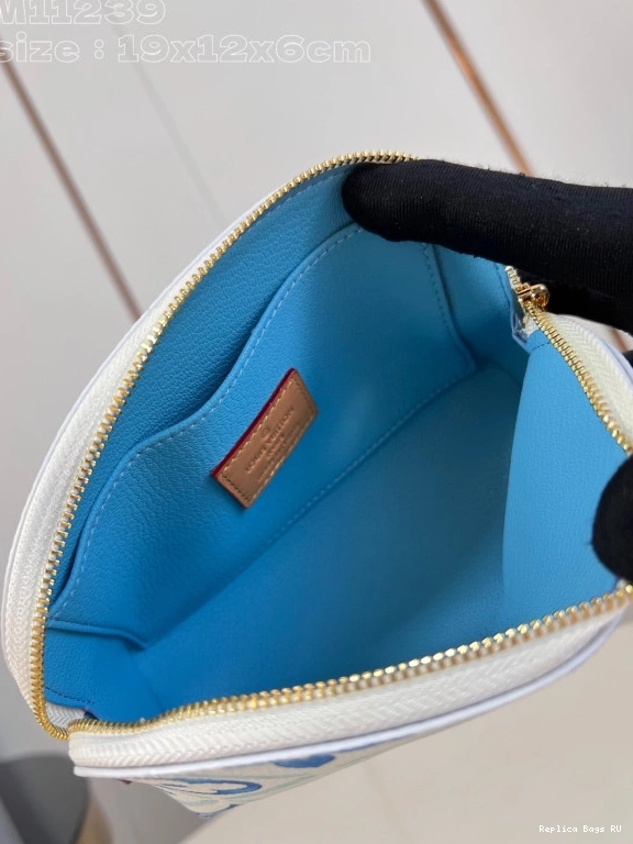Cheap Louis Cosmétique Pochette PM Vuitton 0719